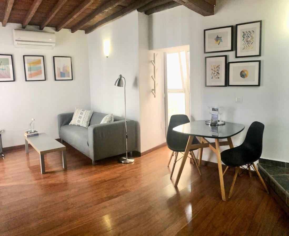 Atico Con Terraza Center City Málaga Eksteriør bilde
